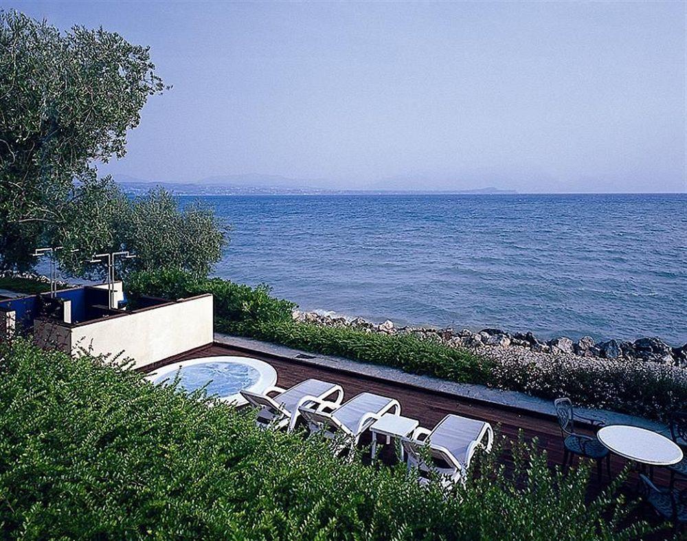 Hotel Acquaviva Del Garda Desenzano del Garda Esterno foto