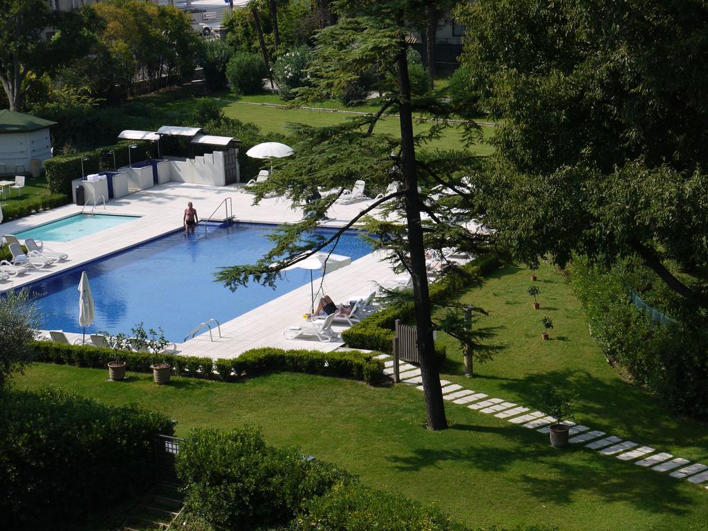 Hotel Acquaviva Del Garda Desenzano del Garda Esterno foto